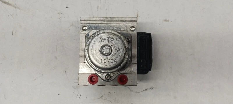 Honda HR-V 2016-2018 AWD ABS Anti-Lock Brake Pump Module Assembly | OEM image 0