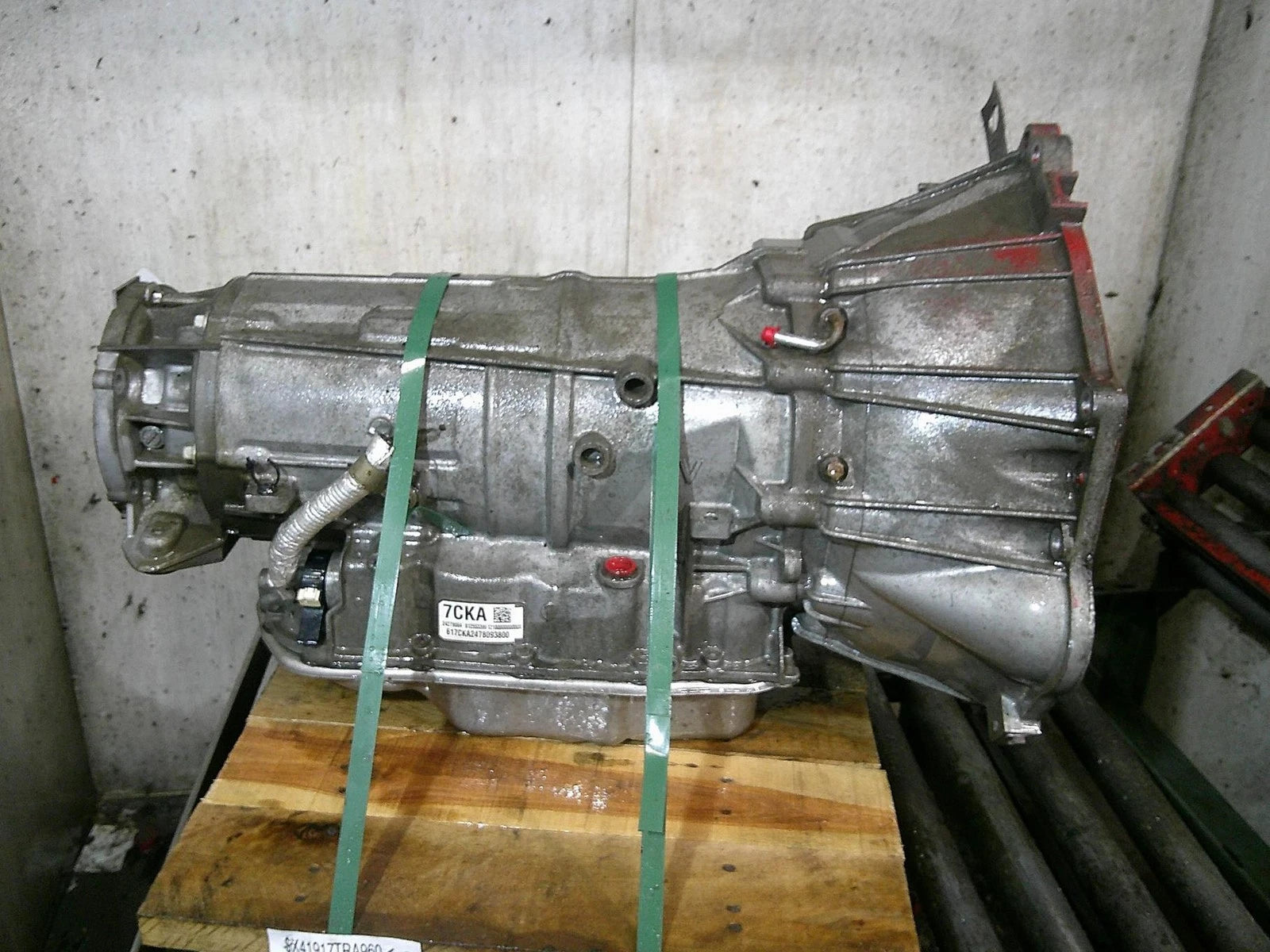 2015-2018 Chevy Silverado GMC Sierra Tahoe 5.3L 4x4 Automatic Transmission OEM image 0