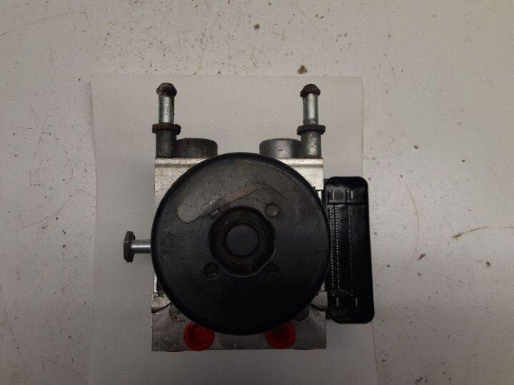 Chevrolet Captiva 2012-2015 Sport Abs Anti Lock Brake Pump Module Assembly | OEM image 0
