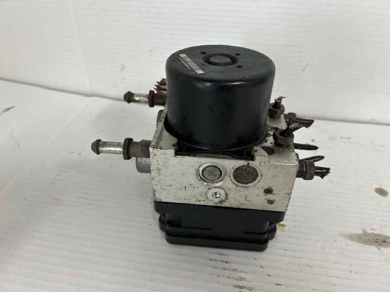 2006-2008 Mercury Mountaineer Anti-Brake Lock Pump ABS Control Assembly | OEM image 2