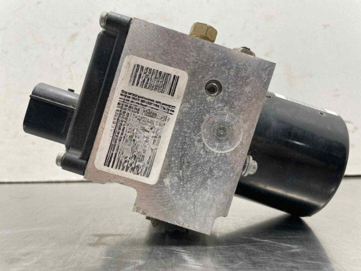 2005-2006 Ford F250 F350 Super Duty ABS Anti-Lock Brake Pump Assembly | OEM image 1