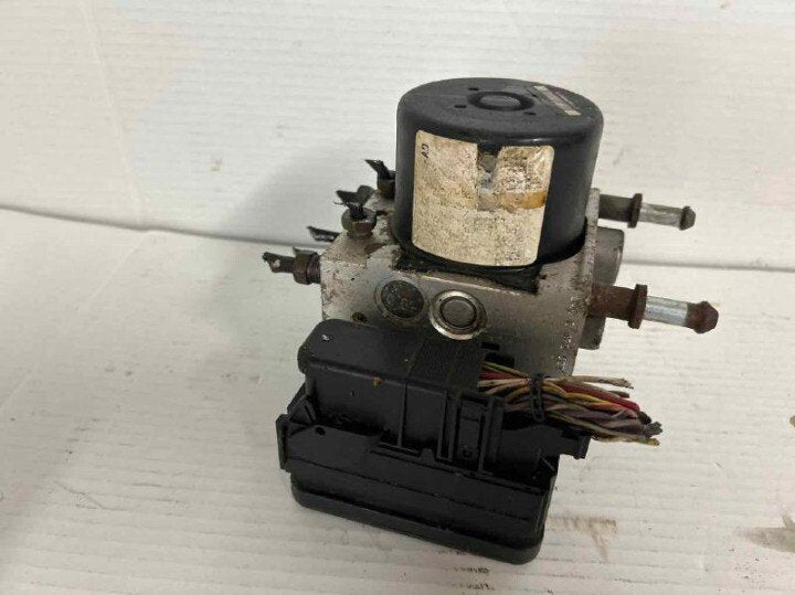 2006-2008 Mercury Mountaineer Anti-Brake Lock Pump ABS Control Assembly | OEM image 0