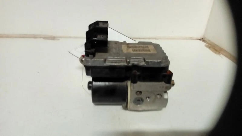 Dodge Ram 1500 3.7L 4.7L 5.9L 2002-2003 ABS Anti-Lock Brake Pump Assembly All Wheel | OEM image 1
