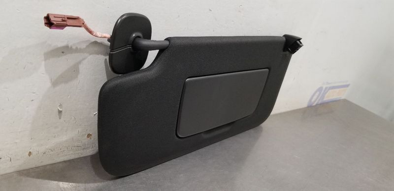 Chevy Tahoe, Suburban, Silverado 1500 & GMC Jet Black Sun Visor  Yukon, Sierra 1500 - OEM