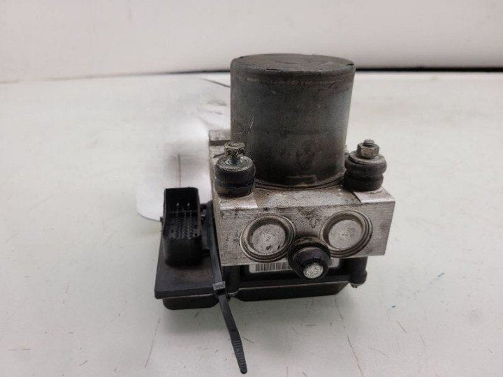 2012 Jeep Liberty ABS Pump Assembly - OEM image 1