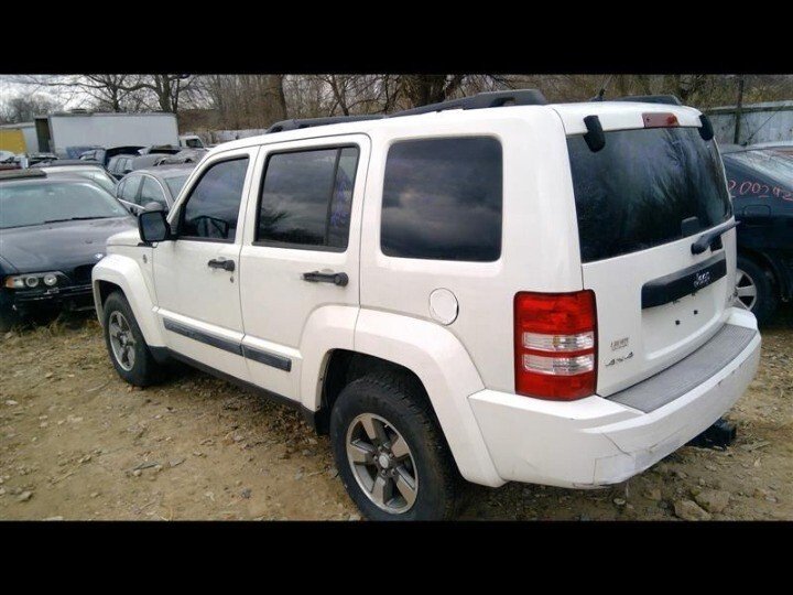 2008 Jeep Liberty 3.7L ABS Pump Assembly - OEM image 1