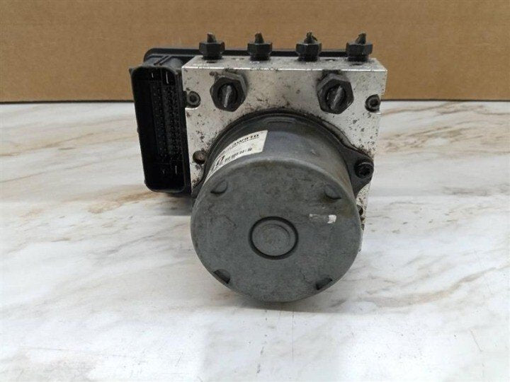 2014-2016 Kia Sportage - ABS Anti-Lock Brake Pump Assembly | OEM image 0