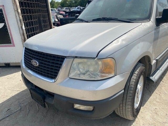 2005-2006 Ford Expedition - ABS Anti-Lock Brake Pump Assembly | OEM 4x2 image 1
