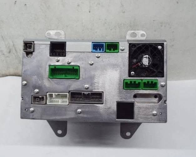 2007-2009 Honda CR-V OEM Navigation Radio Receiver Display Screen 2 2007-2009 Honda CRV Navigation Receiver Display Screen